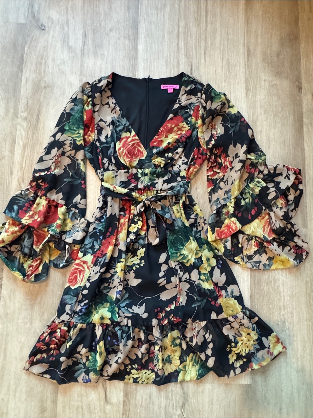 Betsey Johnson Fairy Floral Flutter Sleeve Dress sz 8 - Picture 2 of 10
